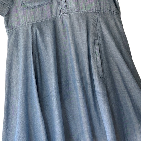 ANTHROPOLOGIE HOLDING HORSES BLUE CHAMBRAY COTTON DRESS STRIPED UNDERSKIRT | 4 - Picture 3 of 14